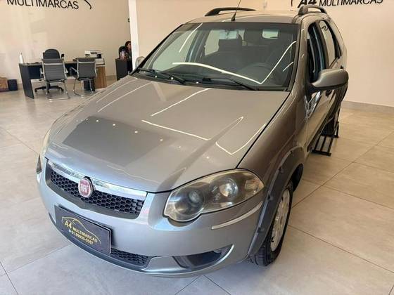 FIAT PALIO 1.6 TREKKING WEEKEND 16V FLEX 4P MANUAL FIAT PALIO 1.6 TREKKING WEEKEND 16V FLEX 4P MANUAL